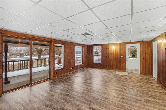 7353 S 88th Avenue, Rothbury, MI 49452