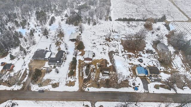 7353 S 88th Avenue, Rothbury, MI 49452