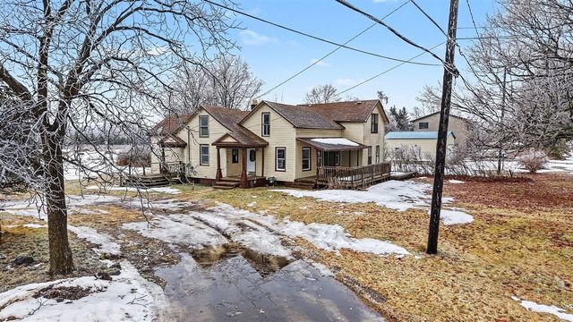 7353 S 88th Avenue, Rothbury, MI 49452