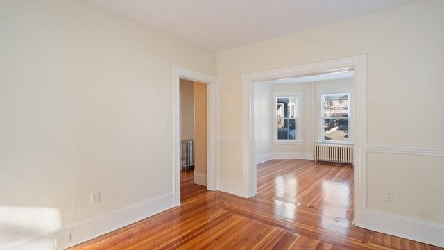 32 Robinson St 1, Boston, MA 02122