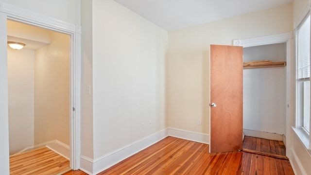 32 Robinson St 1, Boston, MA 02122