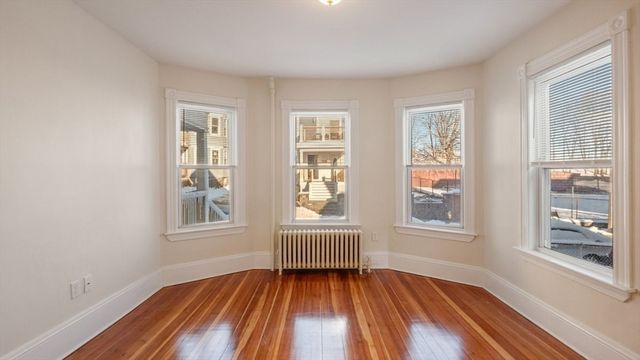 32 Robinson St 1, Boston, MA 02122