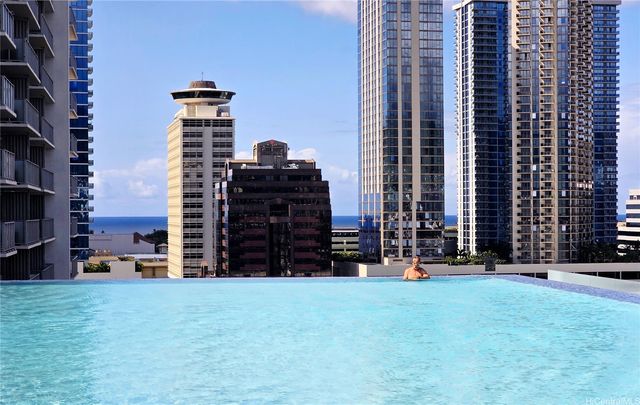 1500 Rycroft Street 2208R, Honolulu, HI 96814
