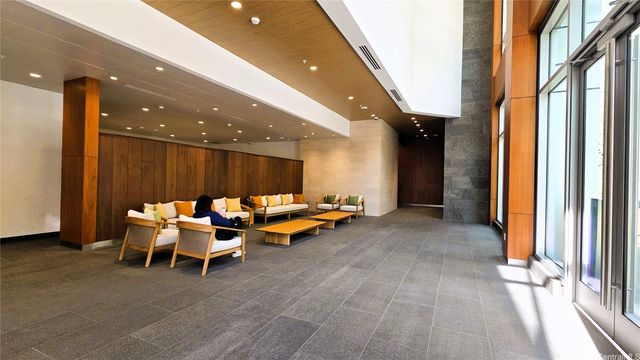 1500 Rycroft Street 2208R, Honolulu, HI 96814