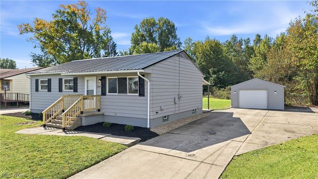 1647 Southern Boulevard NW, Warren, OH 44485