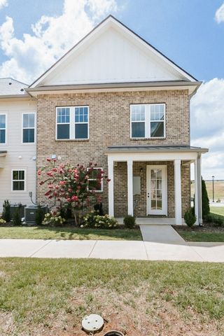 156 Nearwater Place, Hendersonville, TN 37075