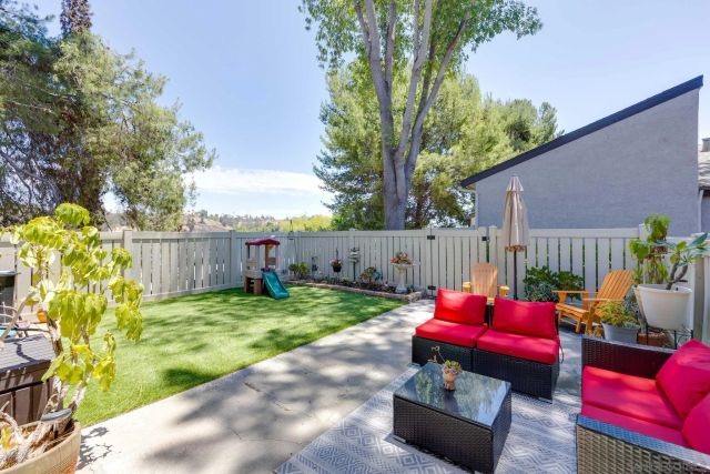 12310 Teri Dr, Poway, CA 92064