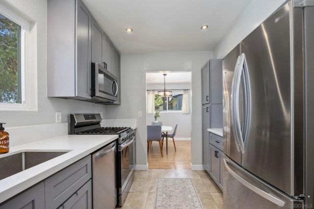 12310 Teri Dr, Poway, CA 92064