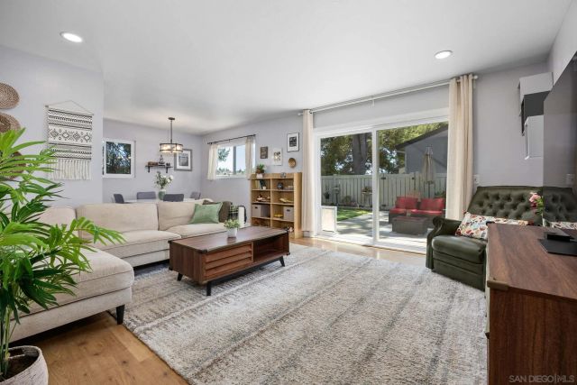 12310 Teri Dr, Poway, CA 92064