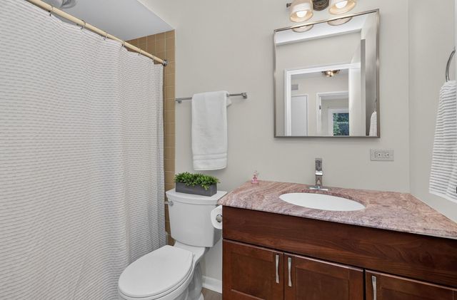 7353 Blackburn Avenue K106, Downers Grove, IL 60516