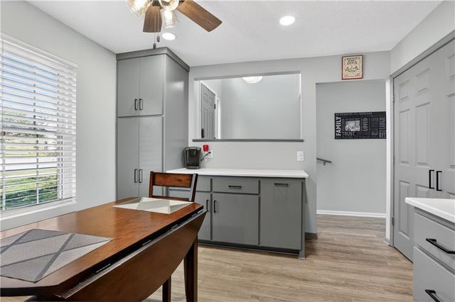 201 Stonebridge Lane, Smithville, MO 64089