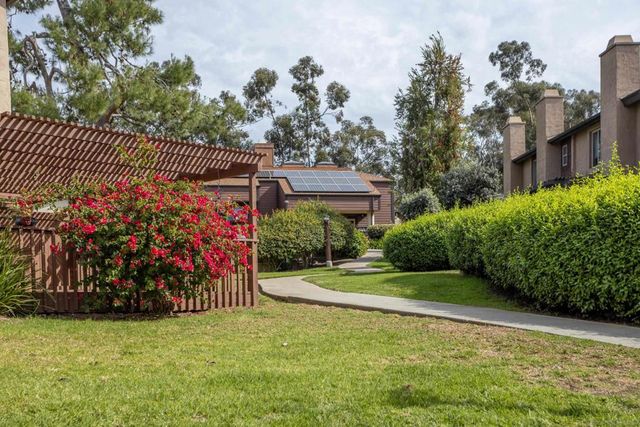 9744 Caminito Doha, San Diego, CA 92131