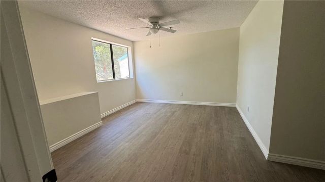 44460 15th Street East 13, Lancaster, CA 93535