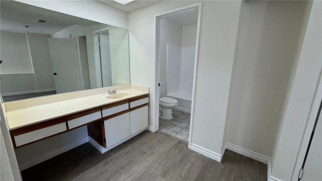 44460 15th Street East 13, Lancaster, CA 93535