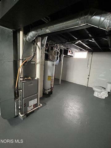 1014 Mackow Drive, Toledo, OH 43607