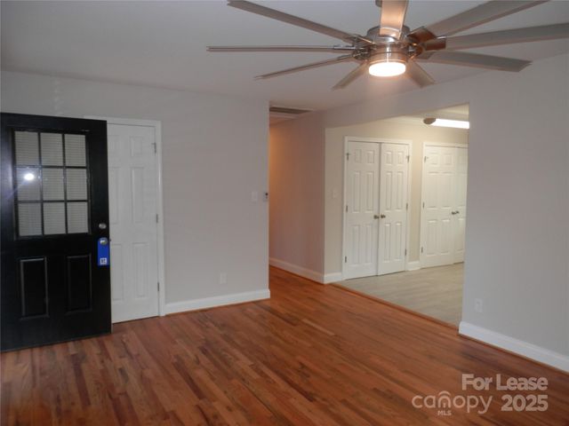 1332 Edgewater Drive, Charlotte, NC 28210