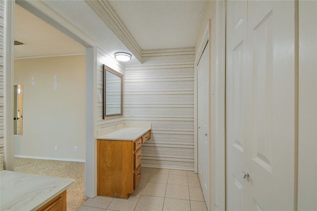 905 MARTHA Lane, Azle, TX 76020