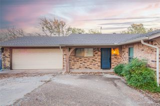 905 MARTHA Lane, Azle, TX 76020
