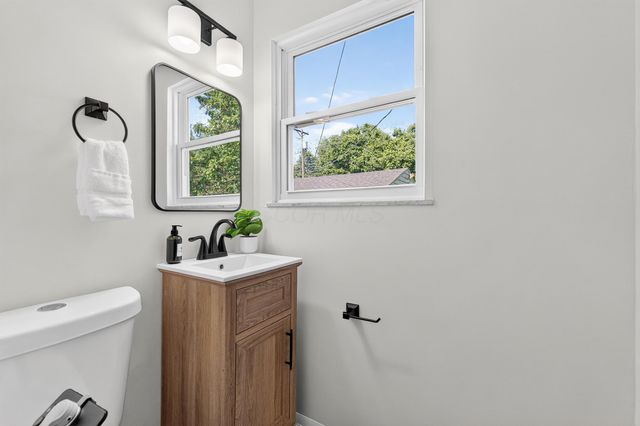 3861 Tamara Drive, Grove City, OH 43123