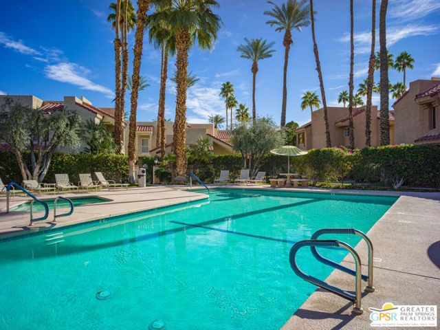 2700 Lawrence Crossley Road 55, Palm Springs, CA 92264