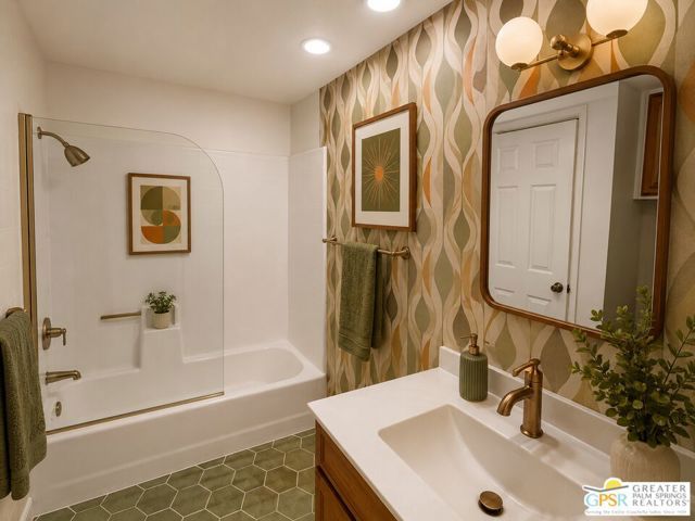 2700 Lawrence Crossley Road 55, Palm Springs, CA 92264