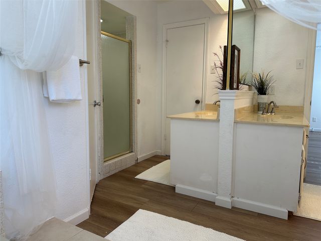 3709 Highgate Lane, Carrollton, TX 75007