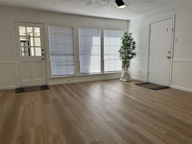 3709 Highgate Lane, Carrollton, TX 75007