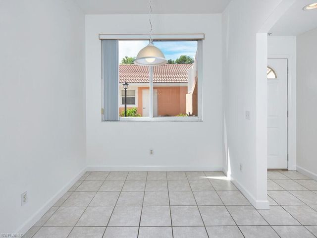 6740 Beach Resort DR # 11, Naples, FL 34114