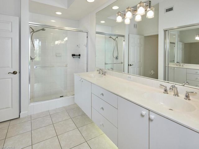 6740 Beach Resort DR # 11, Naples, FL 34114