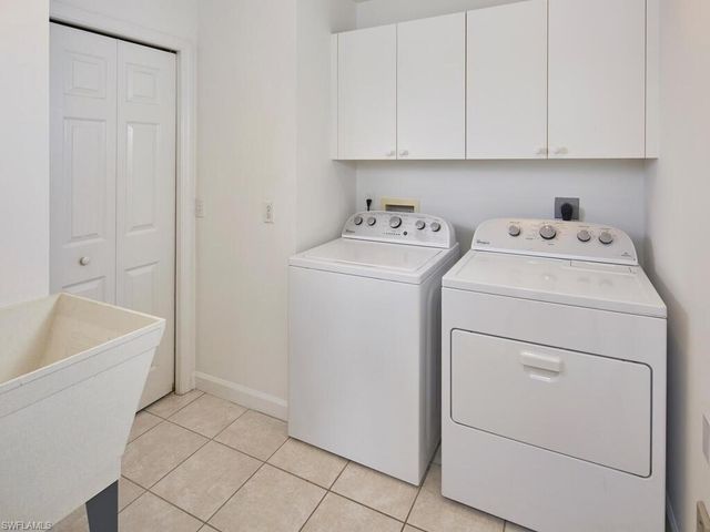 6740 Beach Resort DR # 11, Naples, FL 34114