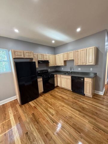 96-98 Blue Hill Avenue 2, Boston, MA 02119