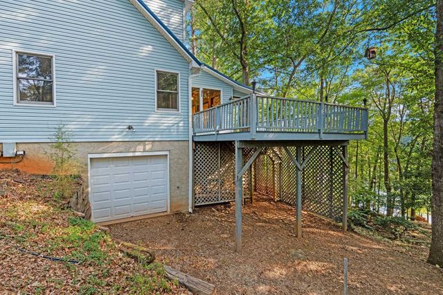 1215 Buck Creek Road, Chesnee, SC 29323