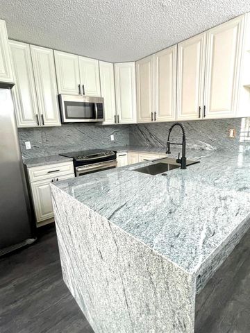 2712 14TH CT, Palm Harbor, FL 34684