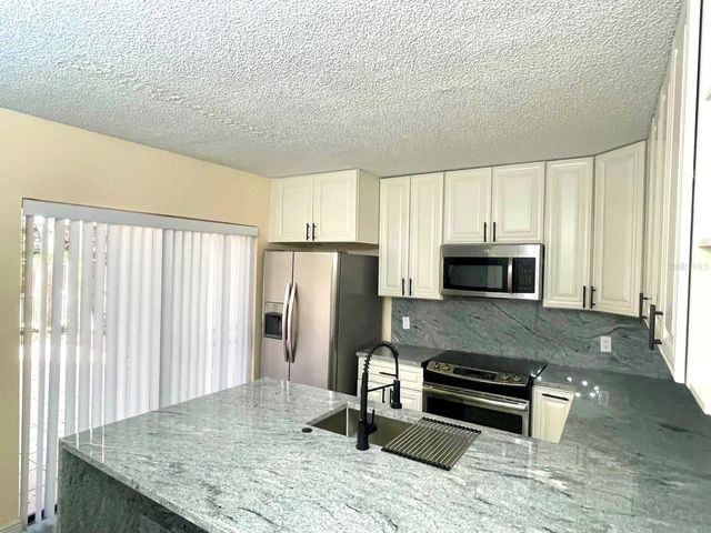 2712 14TH CT, Palm Harbor, FL 34684