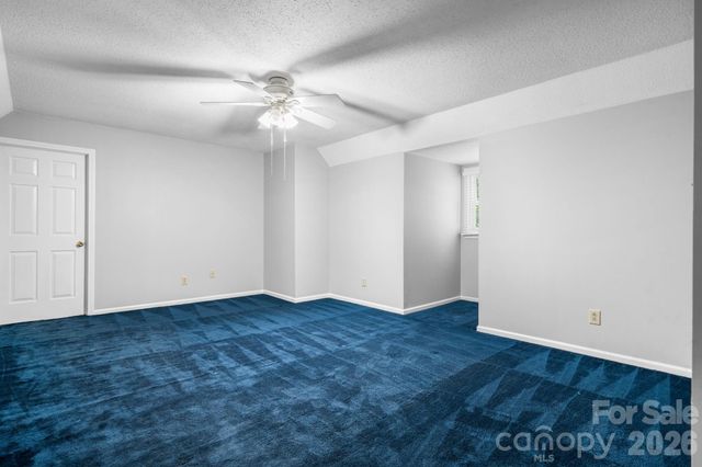 2025 34th Avenue Drive NE, Hickory, NC 28601
