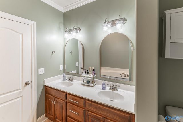 497 Wade Road, Owens Cross Roads, AL 35763