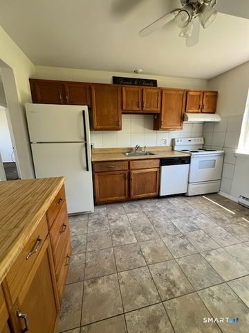 5 Belair Drive 5, New Milford, CT 06776