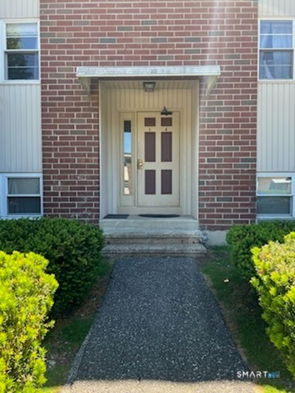 5 Belair Drive 5, New Milford, CT 06776