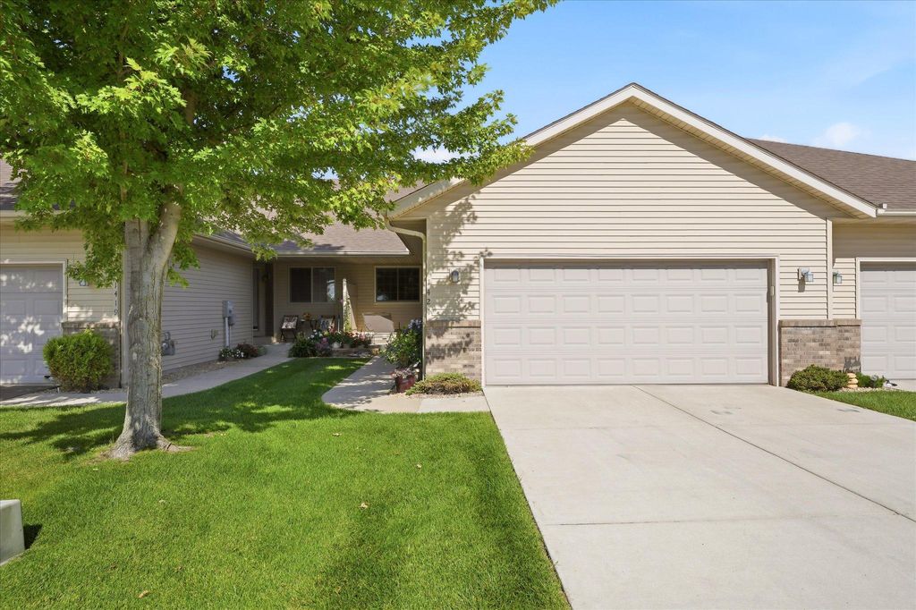1421 Roberts Road, Buffalo, MN 55313 — exterior