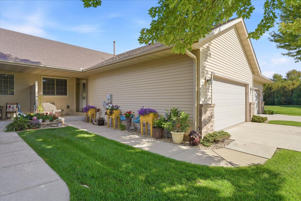 1421 Roberts Road, Buffalo, MN 55313 — photo 2
