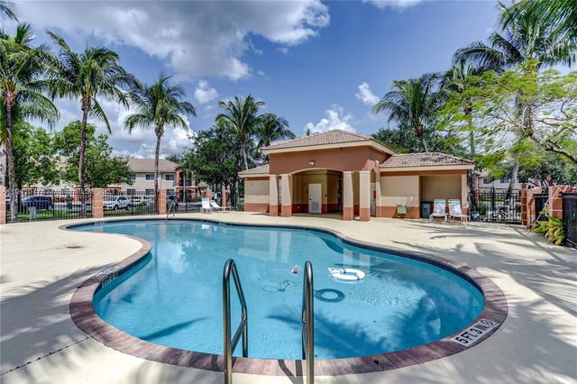 3810 N JOG Road 106, West Palm Beach, FL 33411