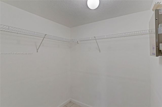 3810 N JOG Road 106, West Palm Beach, FL 33411