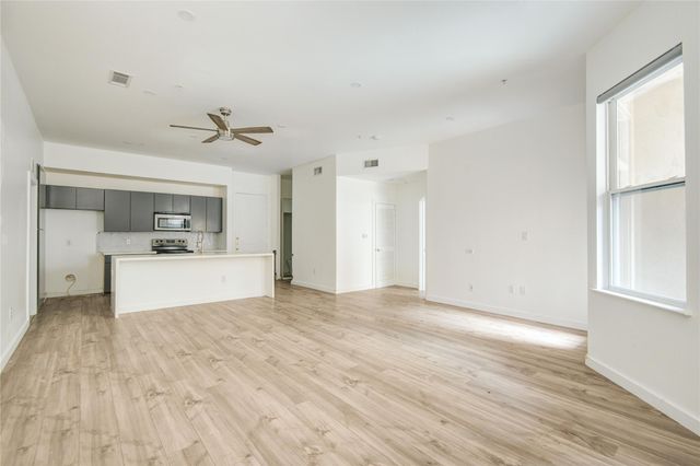300 St Joseph Parkway 101, Houston, TX 77002