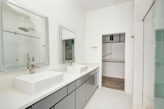 300 St Joseph Parkway 101, Houston, TX 77002