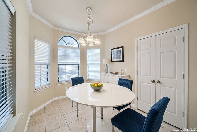 6160 Eckhert Rd Apt 606, San Antonio, TX 78240