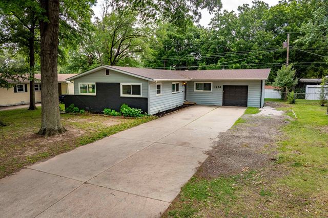 1653 Montana, El Dorado, KS 67042