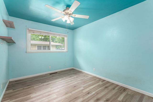 1653 Montana, El Dorado, KS 67042