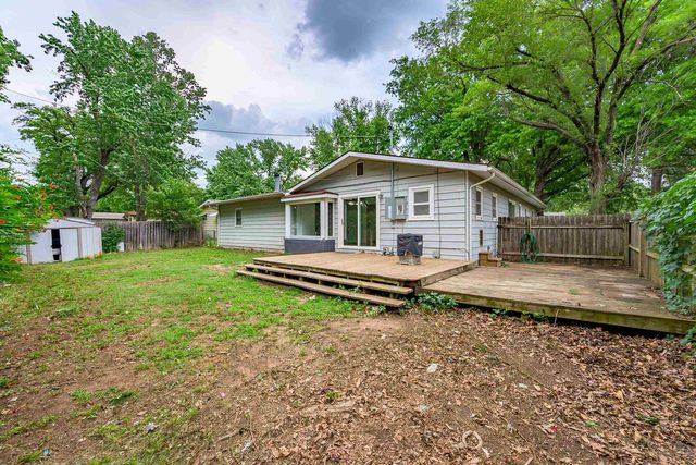 1653 Montana, El Dorado, KS 67042