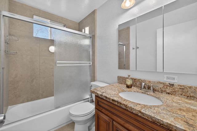 8631 Posadera Ave, Orangevale, CA 95662