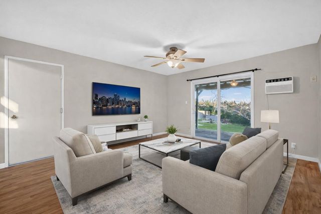 8631 Posadera Ave, Orangevale, CA 95662